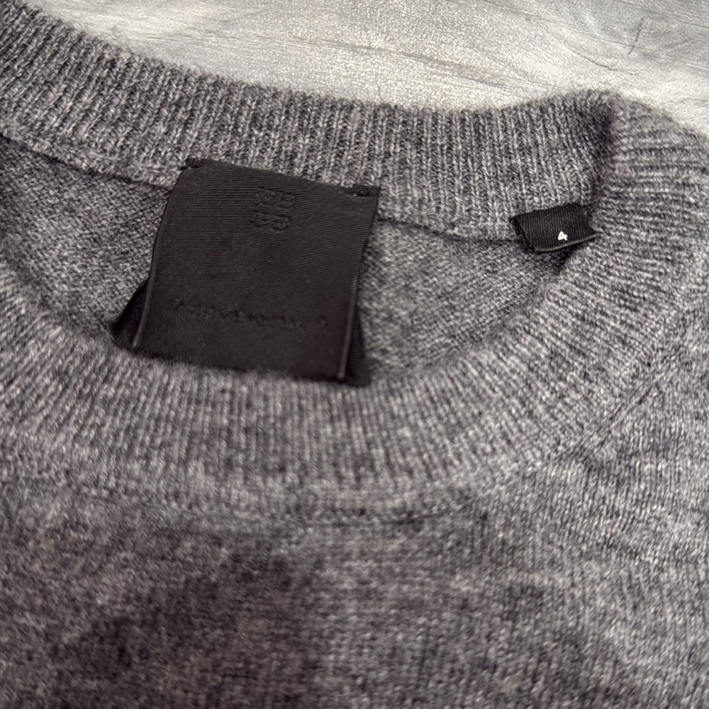 Givenchy Sweater - Picture 3 of 3